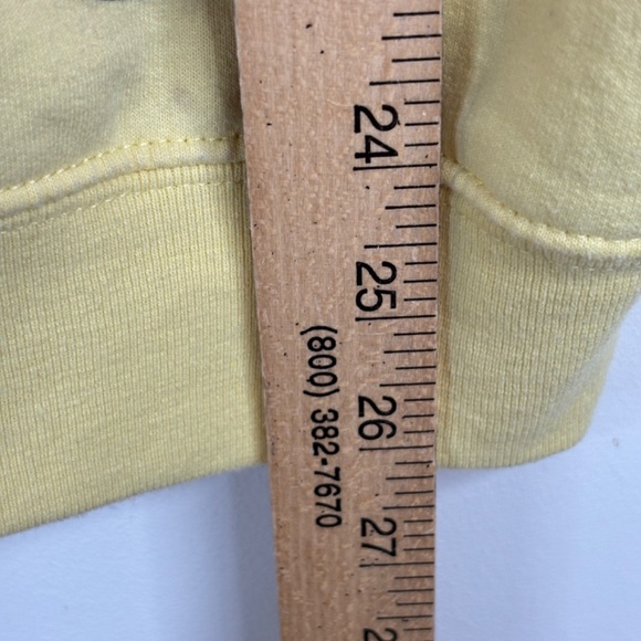 VTG Winnie The Pooh Crewneck Sweatshirt S Oversized Graphic Butter Yellow 90s - Picture 7 of 10